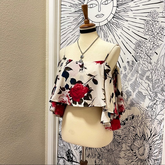 🌈 Beautiful romantic roses top - Picture 4 of 11